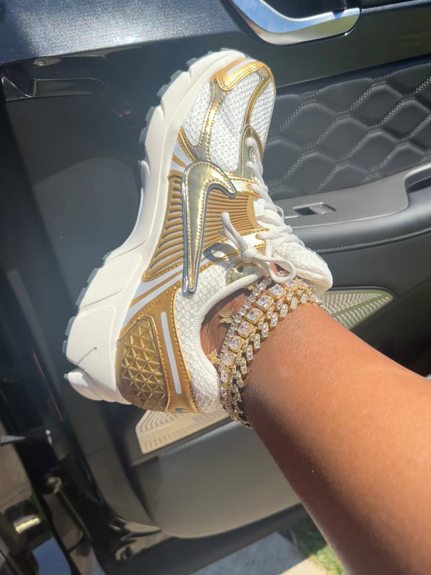 Mini Butterfly Anklet